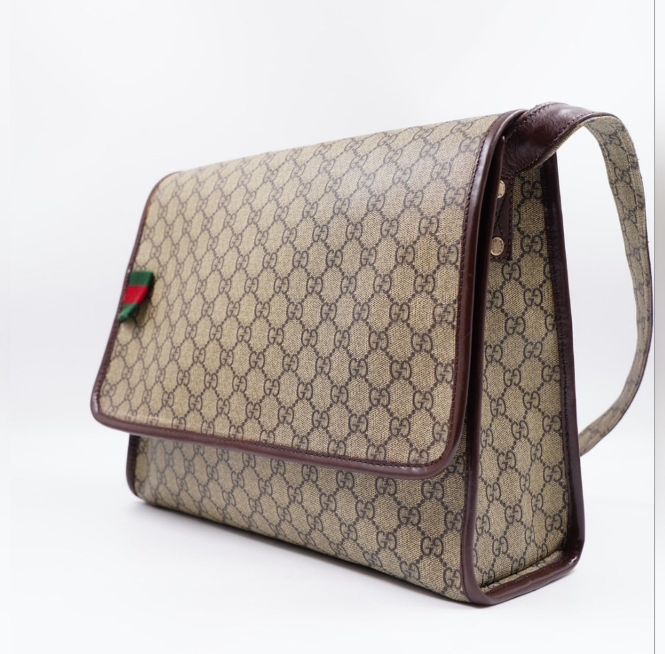 Gucci GG Supreme Messenger Bag – Coated Canvas – Beige/Brown