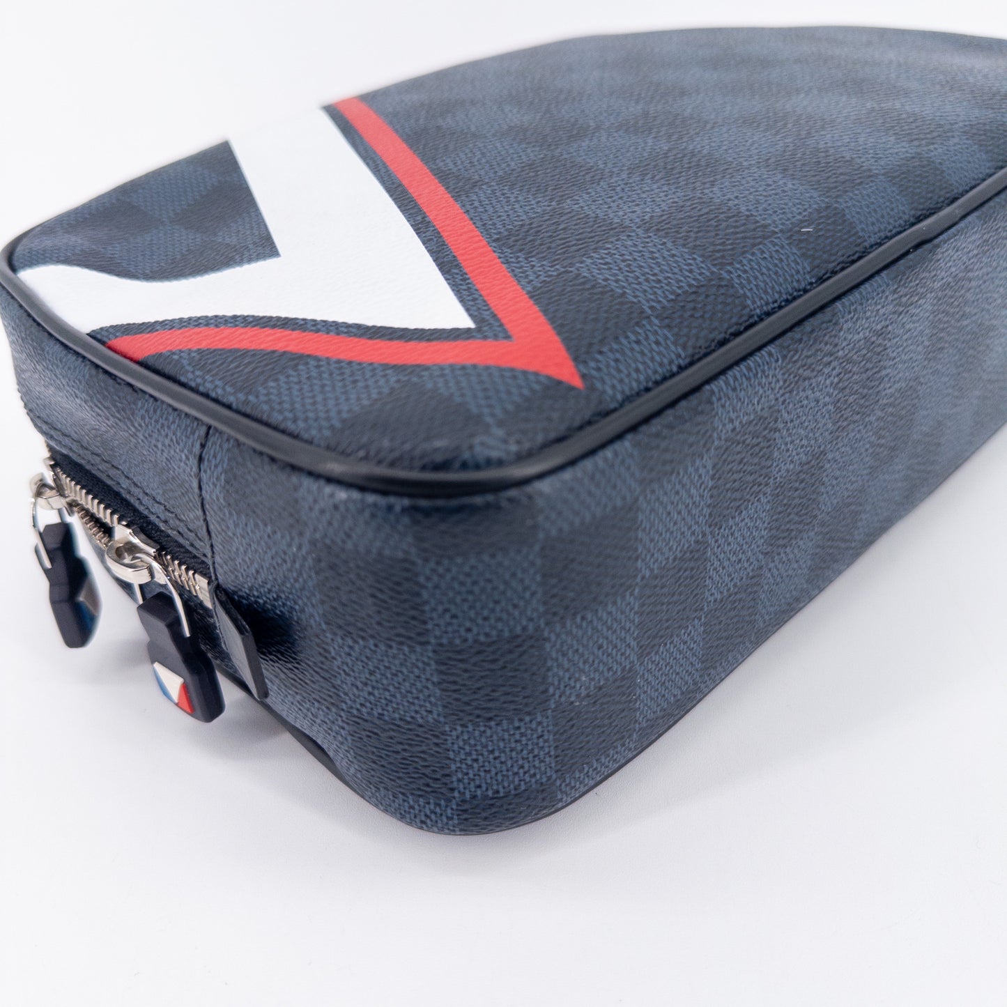 Louis Vuitton Latitude Toiletry Pouch GM – Damier Cobalt Canvas – America’s Cup 2017
