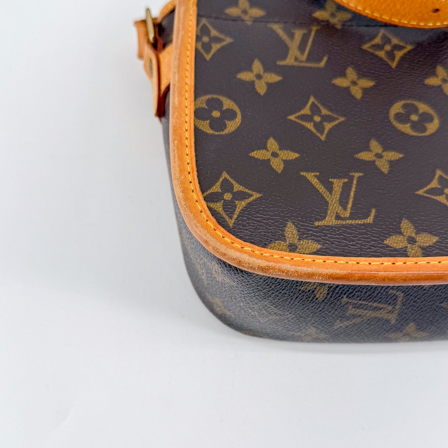 Louis Vuitton Sologne Crossbody – Monogram Canvas – Brown