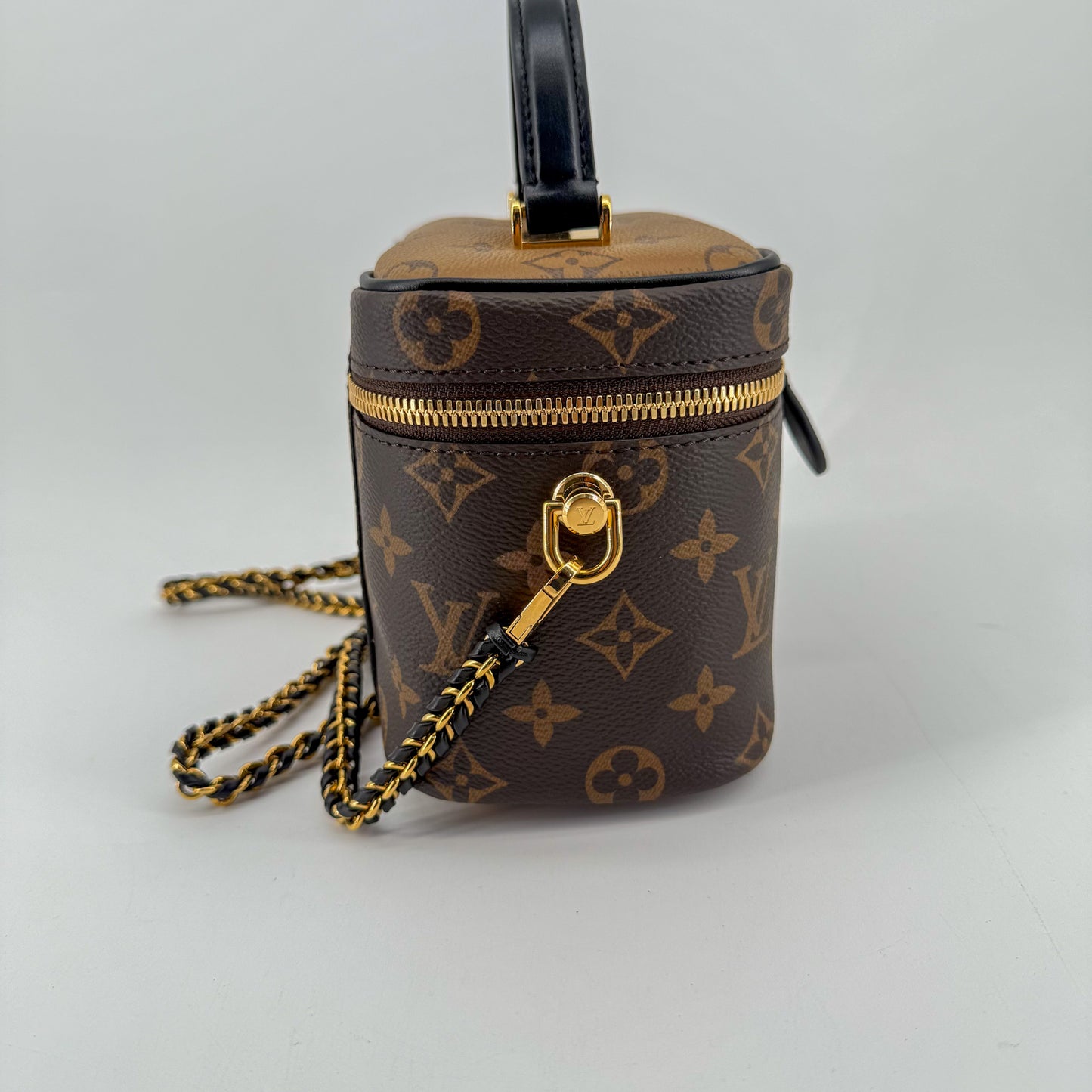 Louis Vuitton Vanity NV PM – Monogram Canvas – Gold Hardware