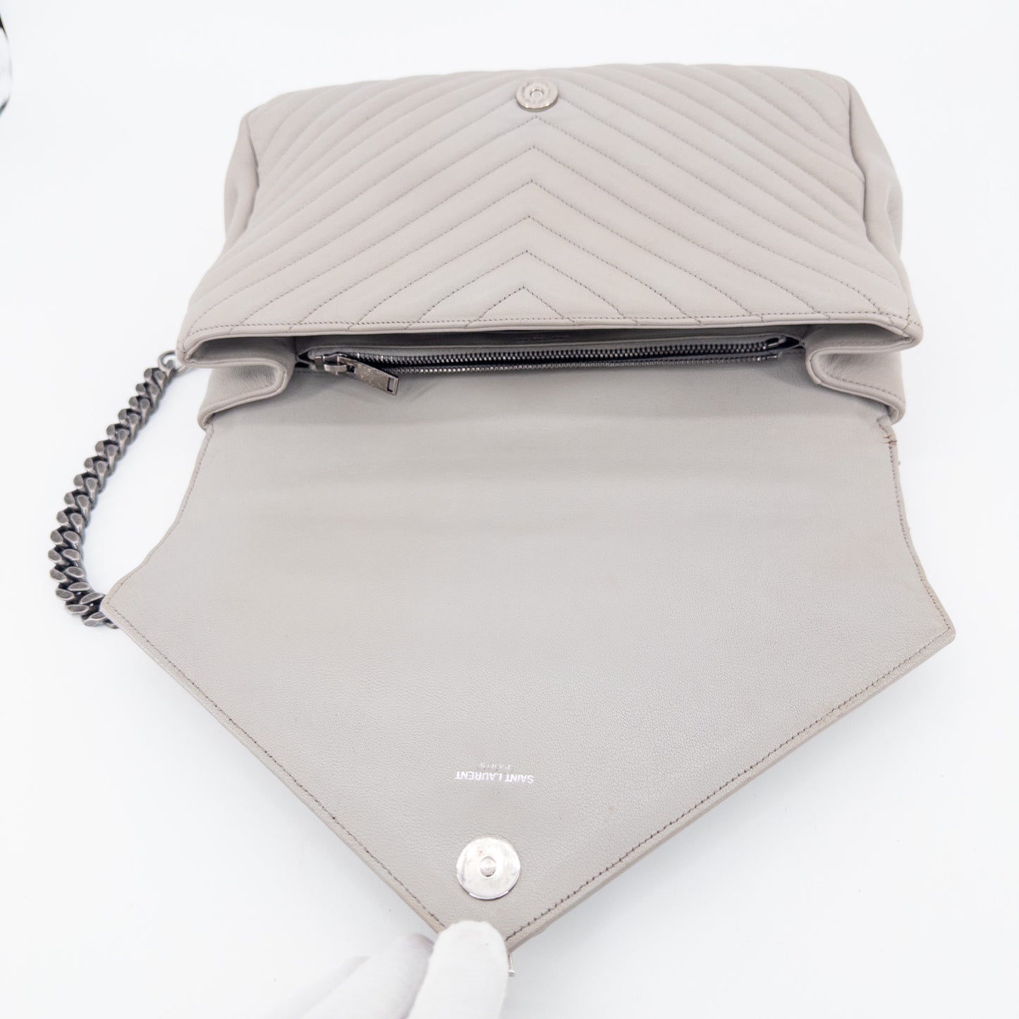 Saint Laurent Monogram Matelassé College Bag – Quilted Leather – Light Grey