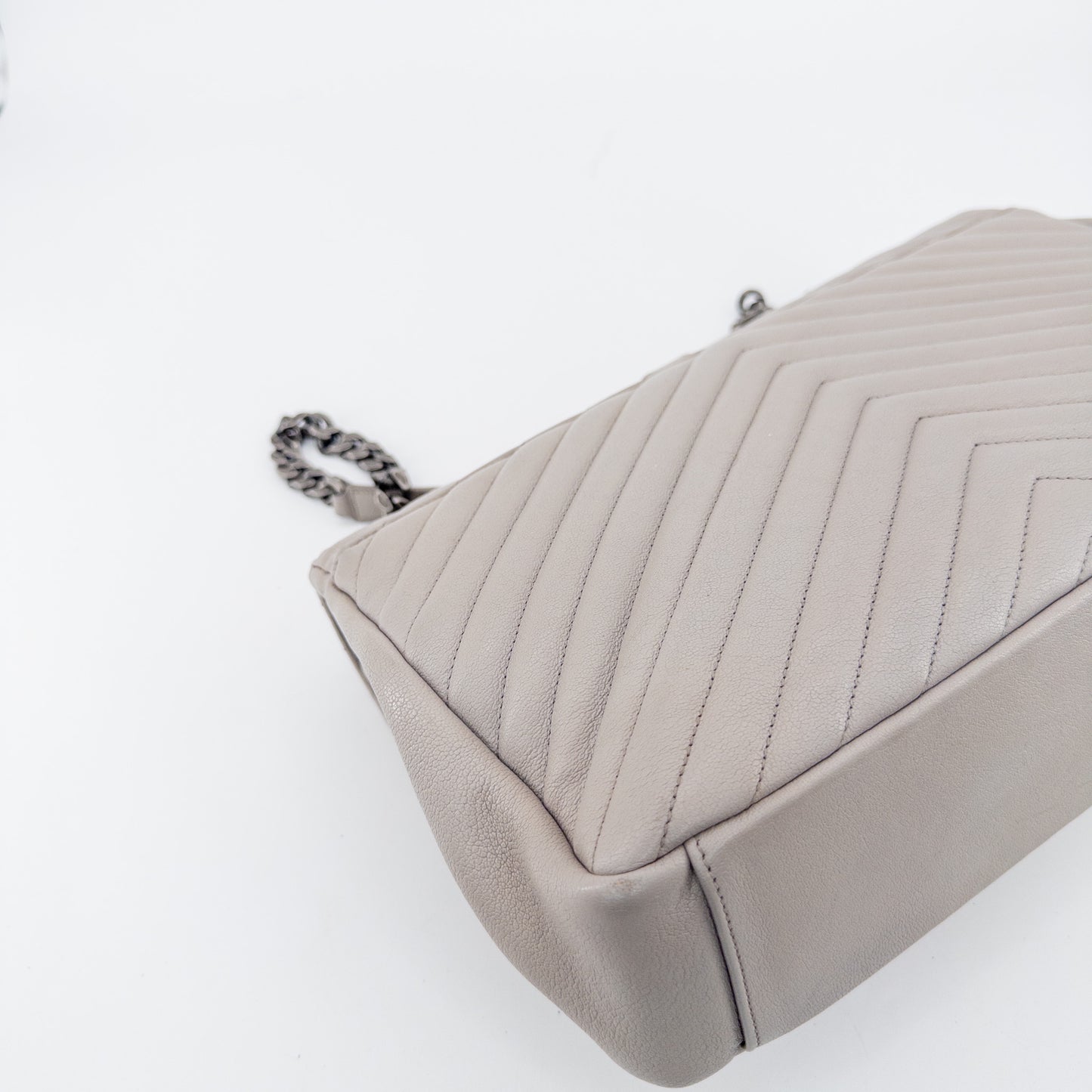 Saint Laurent Monogram Matelassé College Bag – Quilted Leather – Light Grey