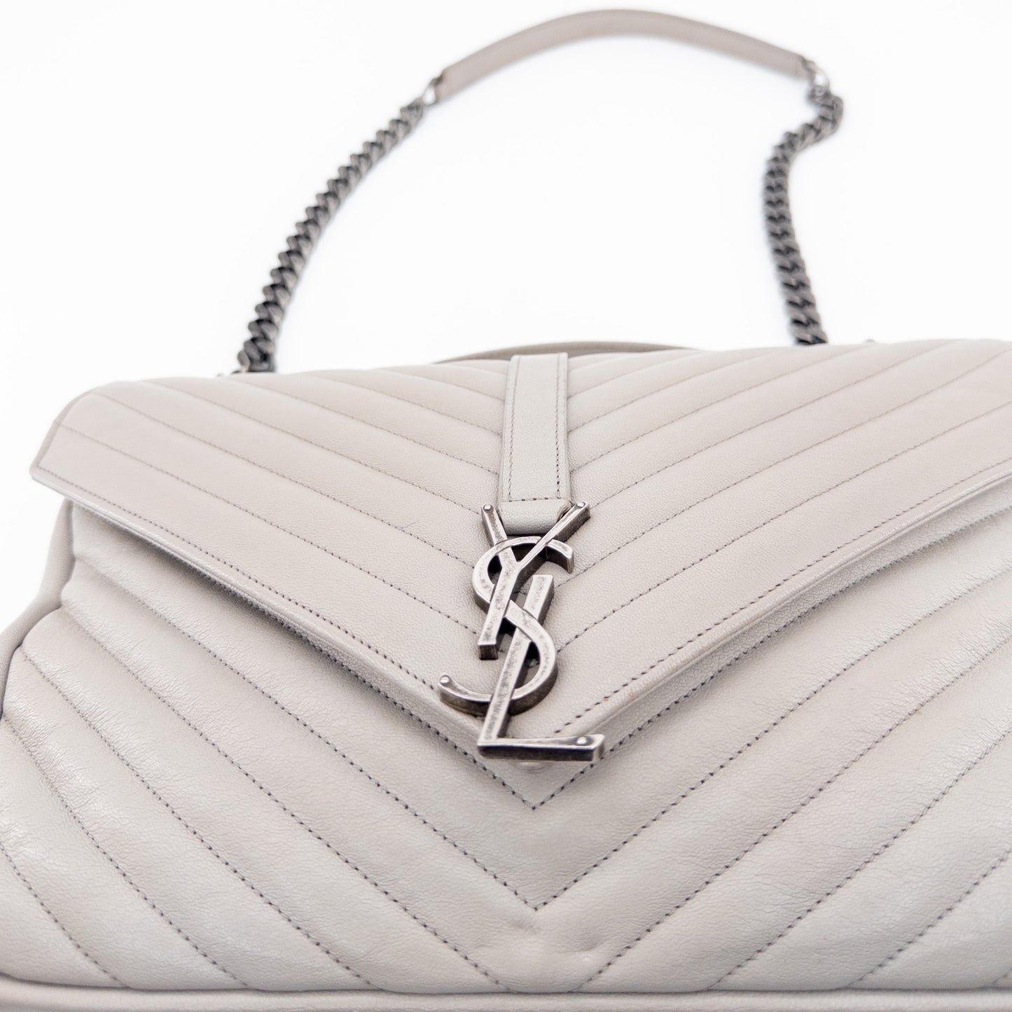 Saint Laurent Monogram Matelassé College Bag – Quilted Leather – Light Grey