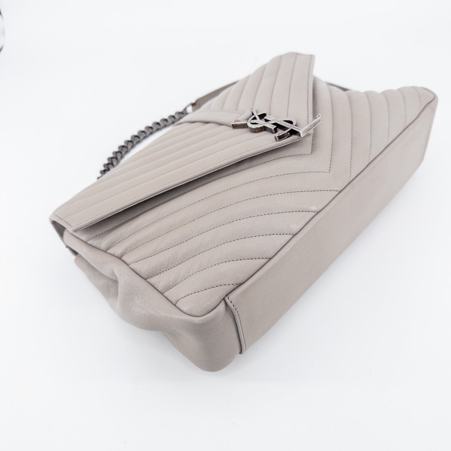 Saint Laurent Monogram Matelassé College Bag – Quilted Leather – Light Grey