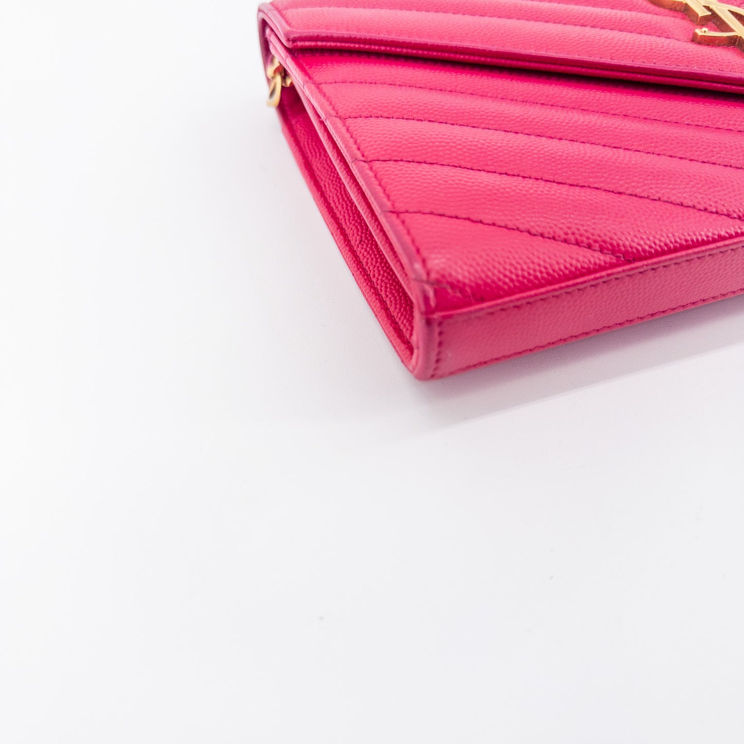 Saint Laurent Wallet on Chain – Grained Leather – Pink