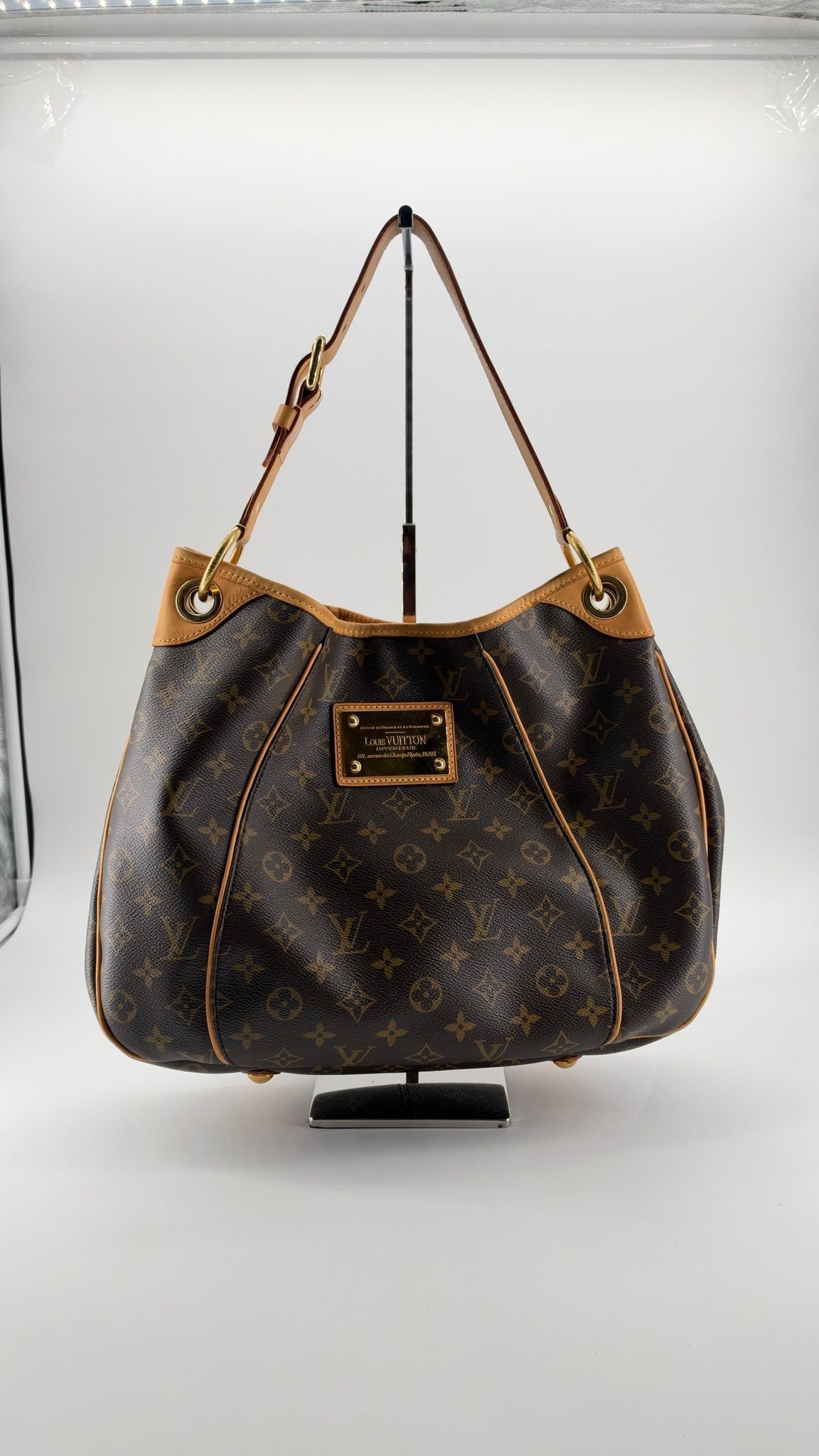 Louis Vuitton Galleria PM – Monogram Canvas - photo 1