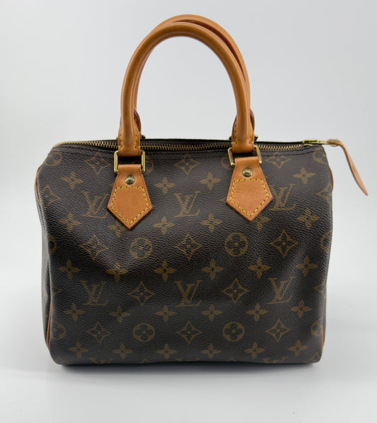 Louis Vuitton Speedy 25 – Monogram Canvas Top Handle Bag