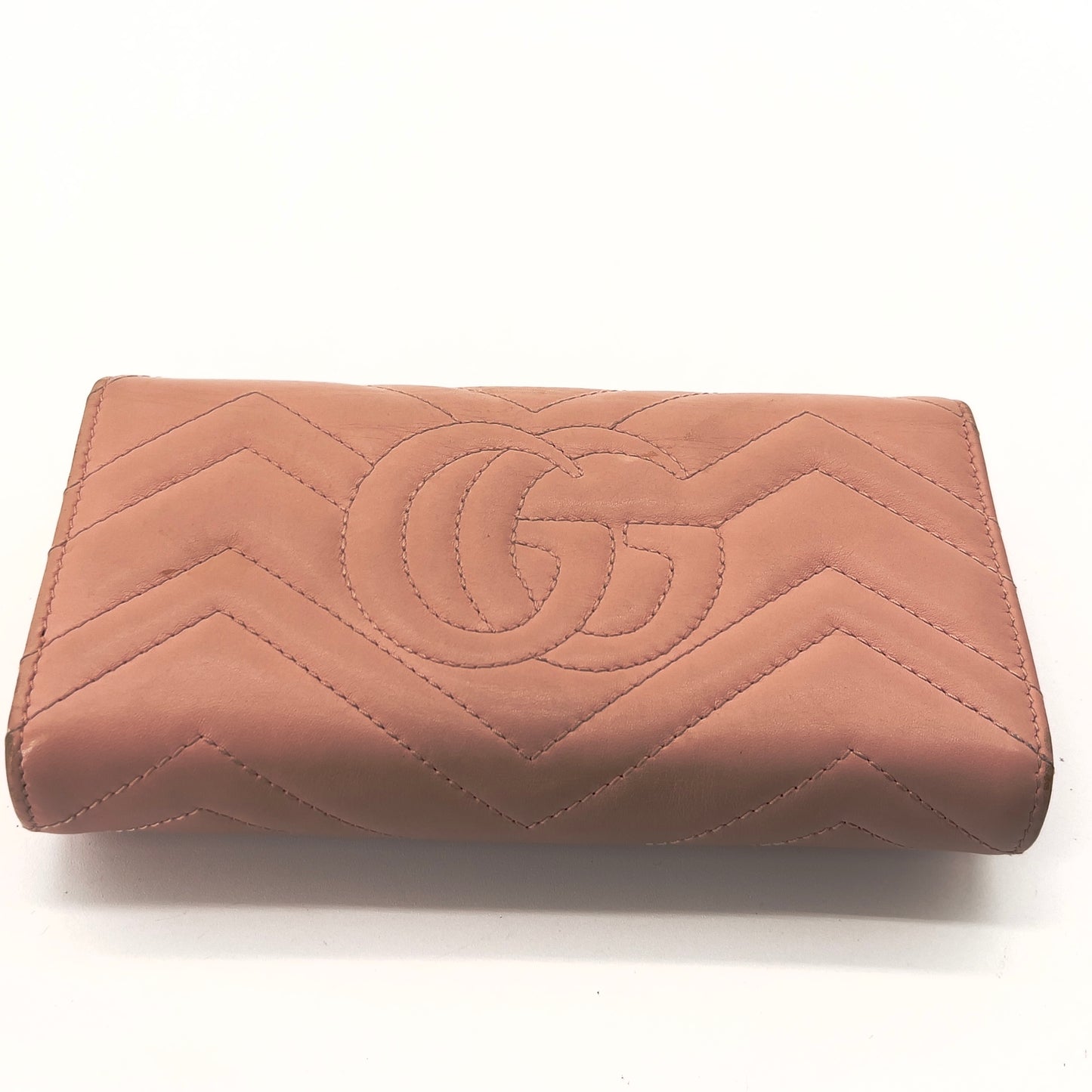 Gucci GG Marmont Matelassé Leather Continental Wallet in Blush Pink – Luxury Quilted Design