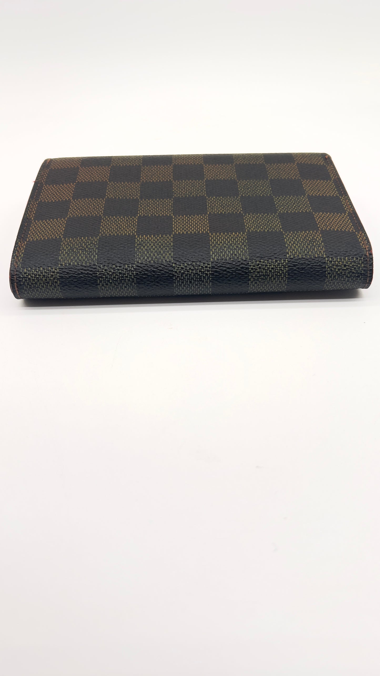 Luxury Pre-Owned Louis Vuitton Damier Canvas Alexandra Wallet