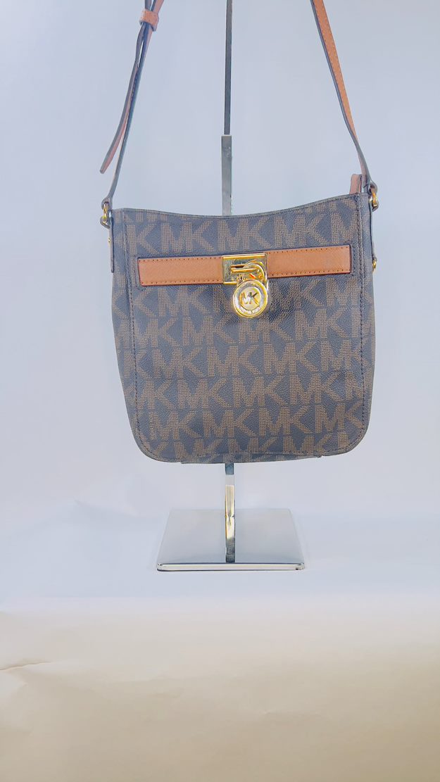 Pre-Loved  Micheal Kors monogram Cross body