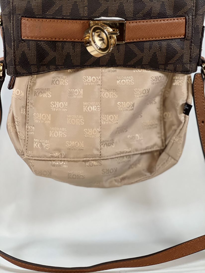 Pre-Loved  Micheal Kors monogram Cross body