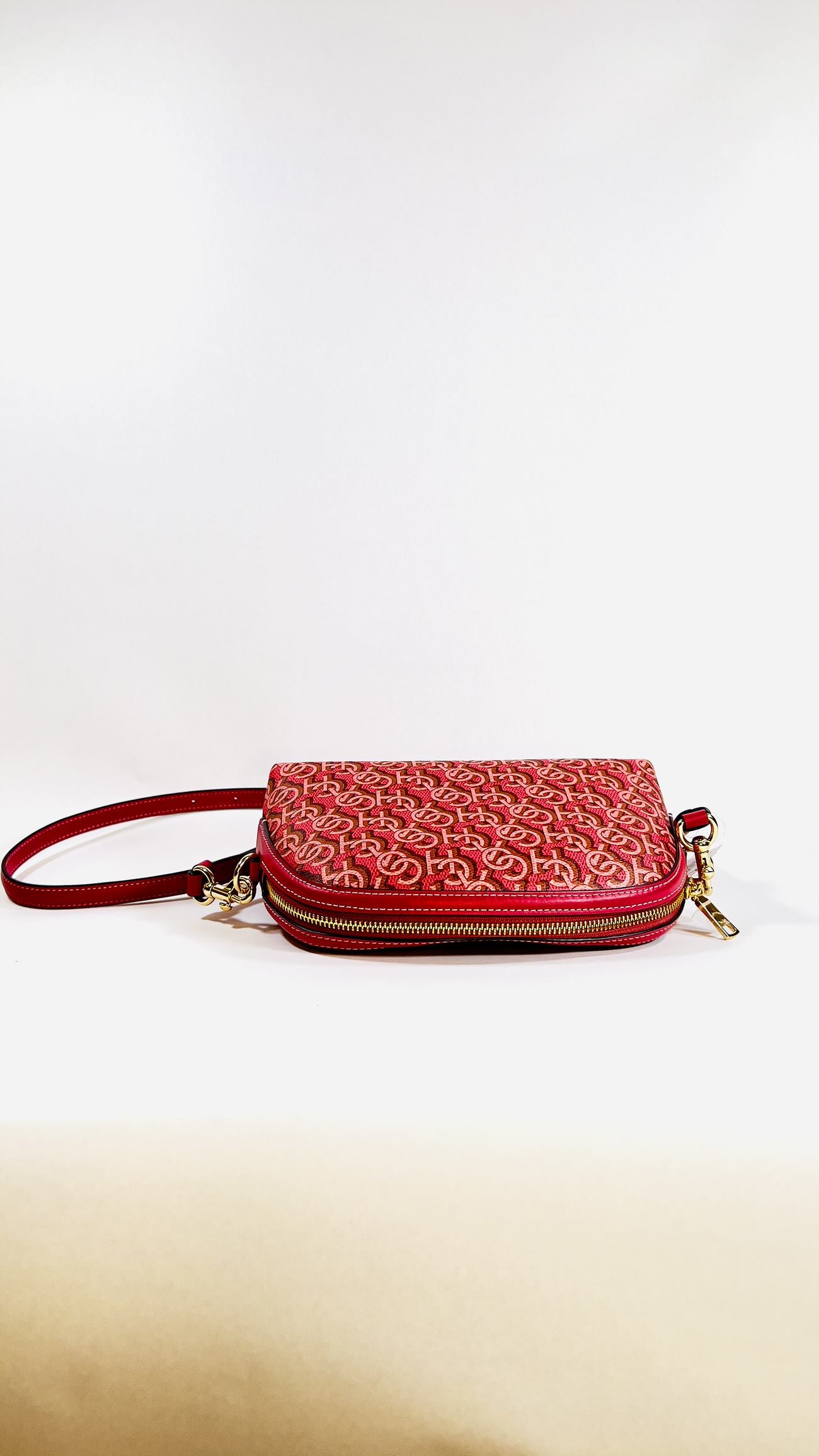 NWT COACH MADI Rouge Pink Canvas & Leather Monogram Print  W/ wristlet.