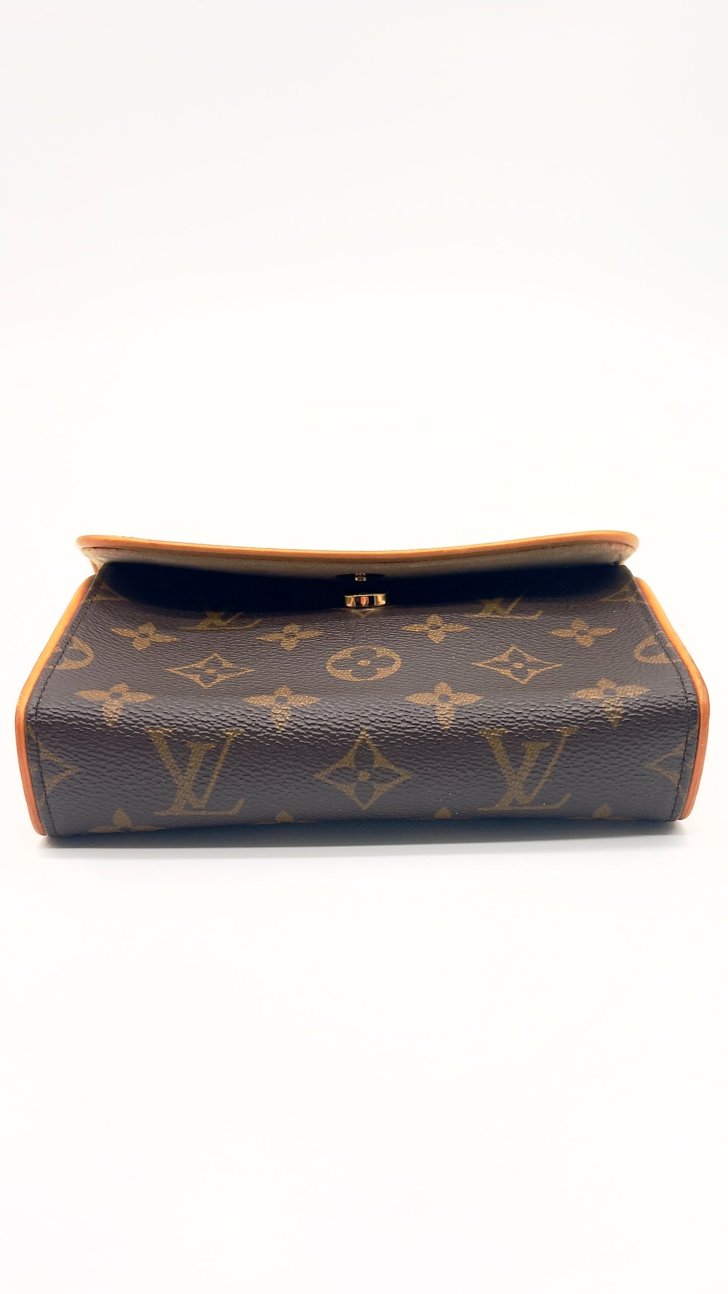 Pre- Loved Authentic Louis Vuitton Monogram Pochette Florentine Belt Bag