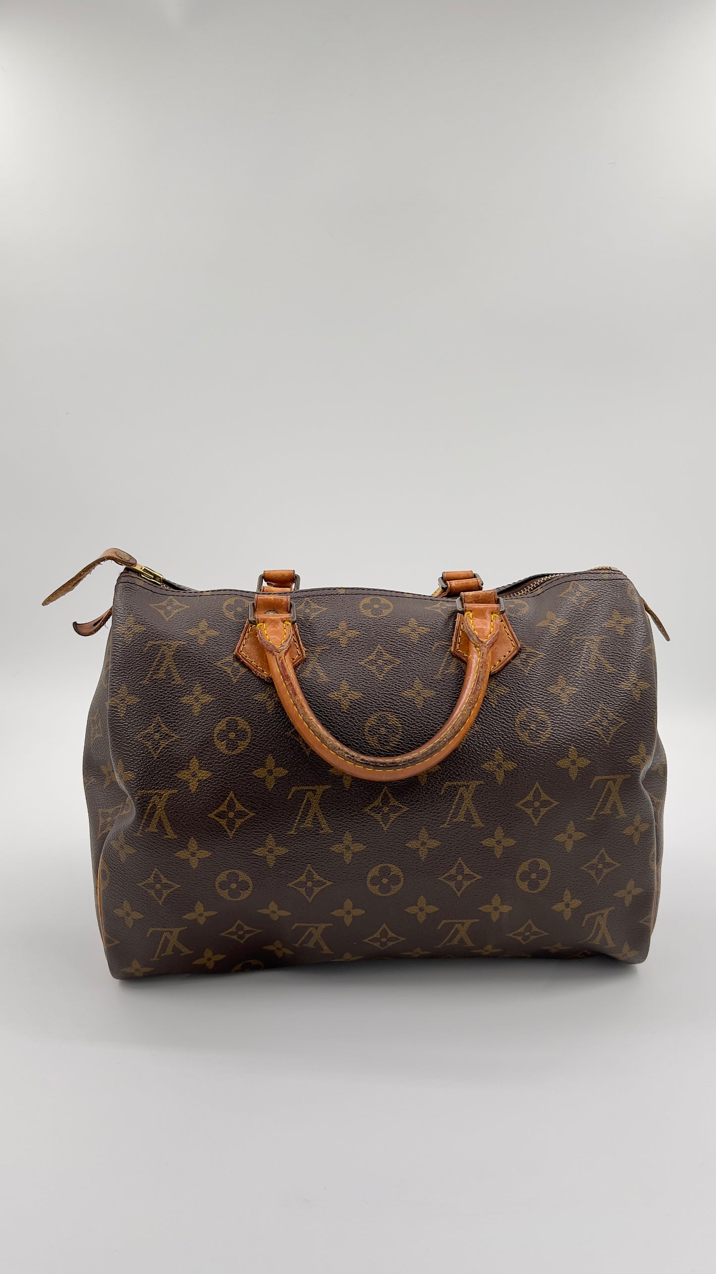 Louis Vuitton Speedy 30 - Vintage Monogram Canvas Iconic Luxury Handbag