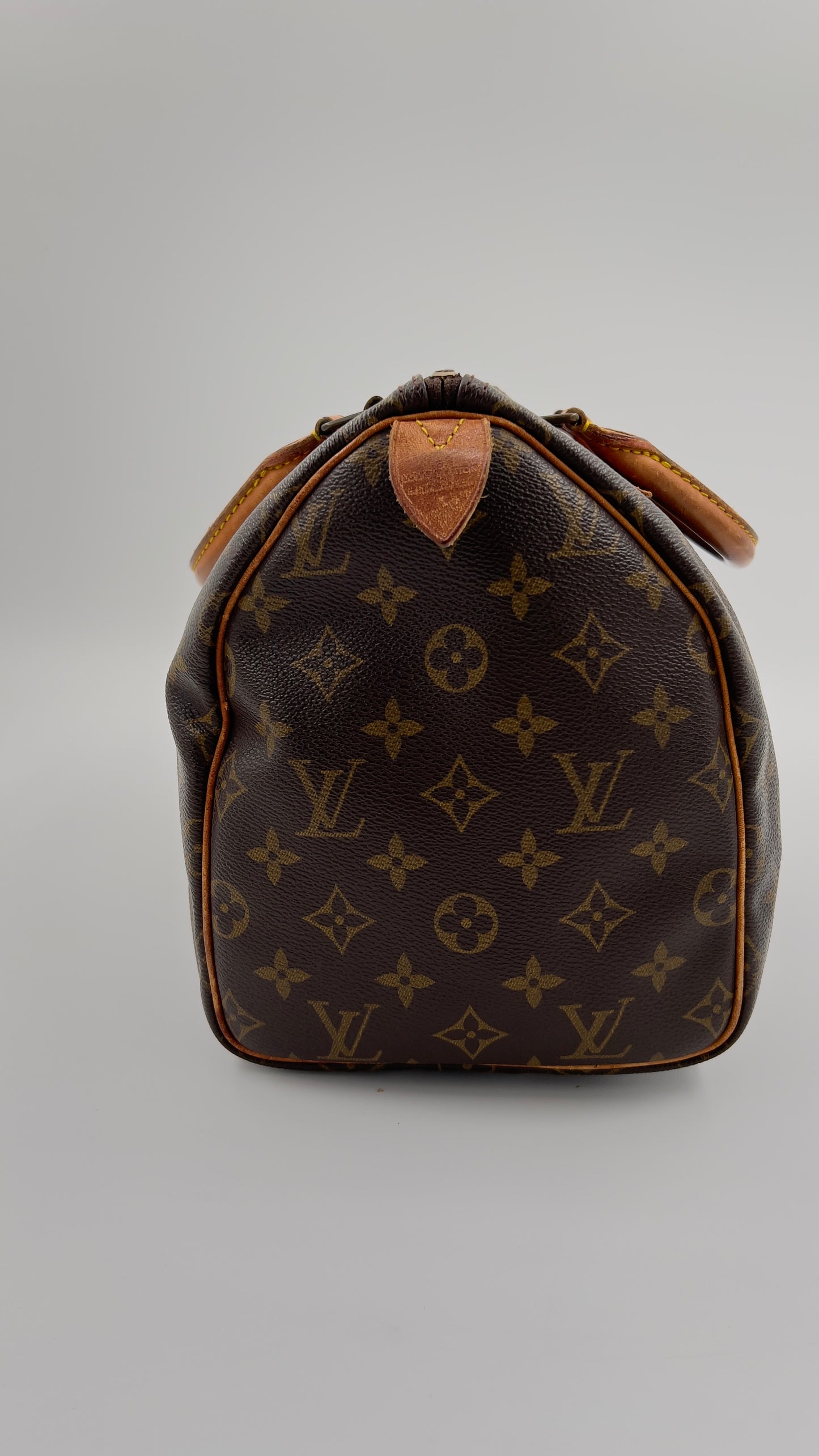 Louis Vuitton Speedy 30 - Vintage Monogram Canvas Iconic Luxury Handbag