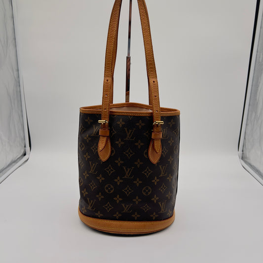 Preloved LOUIS VUITTON Monogram Petit Bucket Bag from 2000 Collection