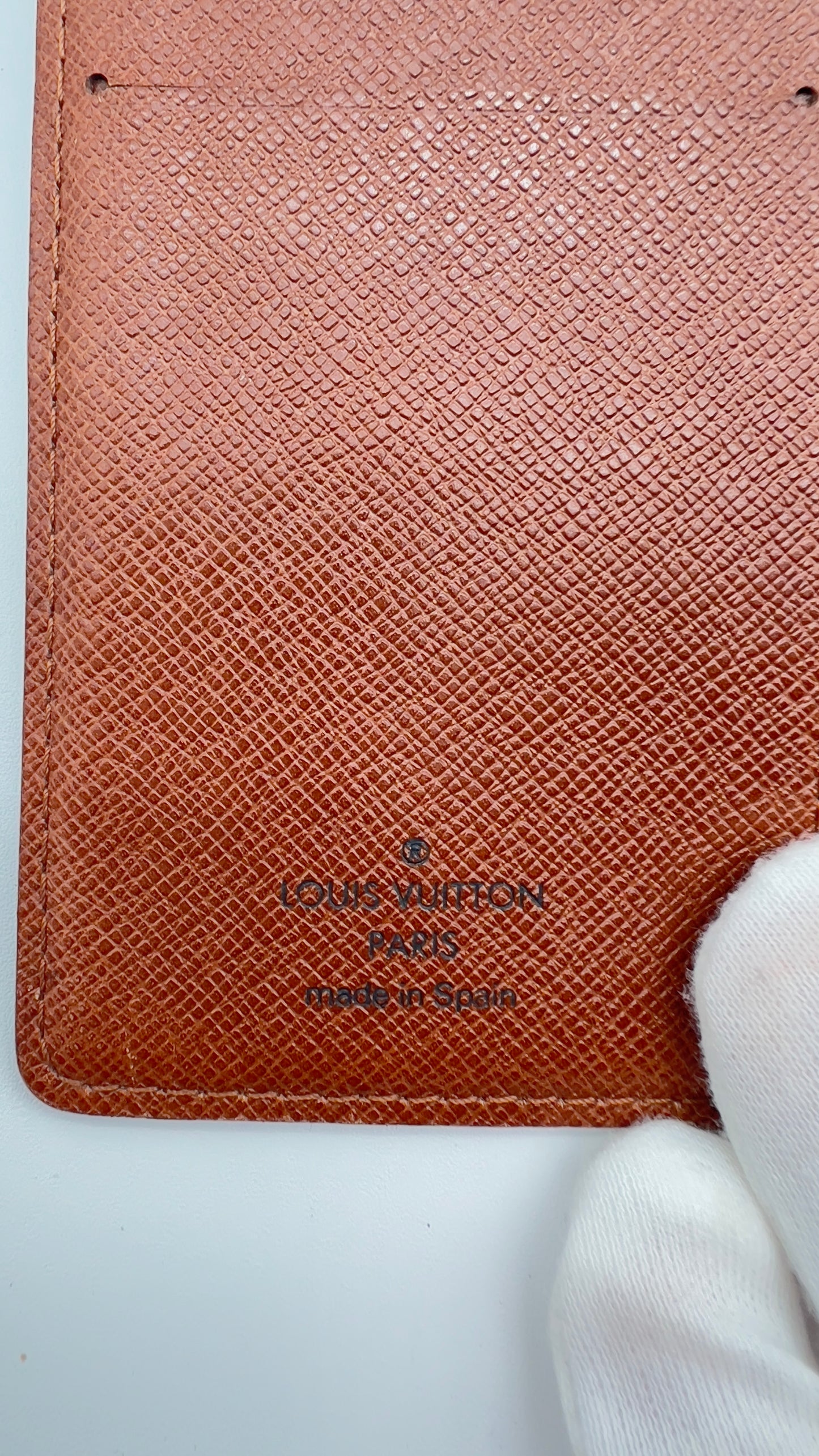 LOUIS VUITTON Monogram Agenda PM Day Planner Cover – Pre-Owned Classic Luxury