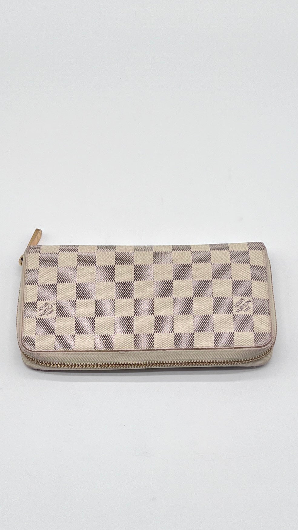 Pre love Genuine LOUIS VUITTON Damier Azur Zippy Organizer Wallet