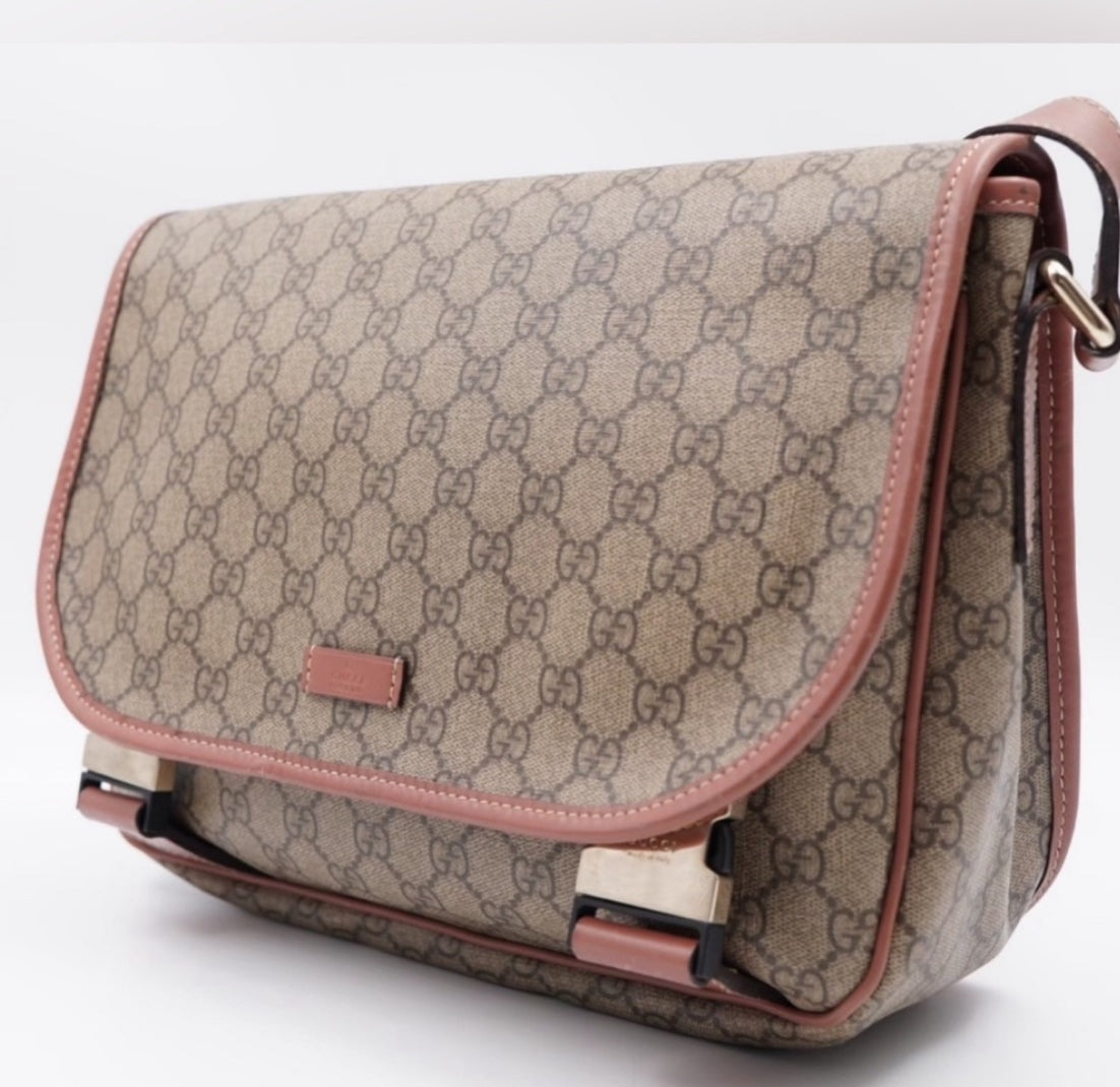 Authentic GUCCI GG Supreme Canvas Messenger Bag - Monogram Double Buckle Flap