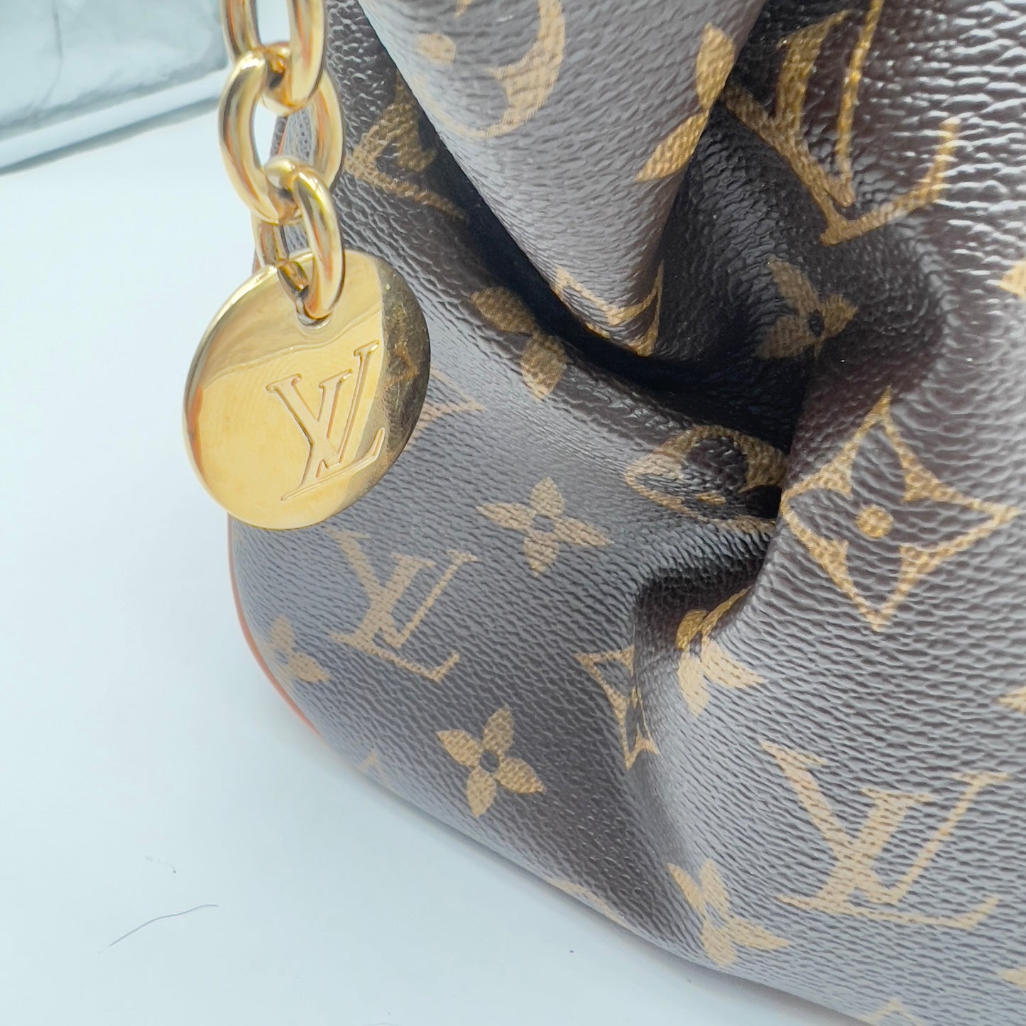 Preloved Louis Vuitton Tivoli PM Monogram Canvas Satchel Bag - Timeless Brown Elegance