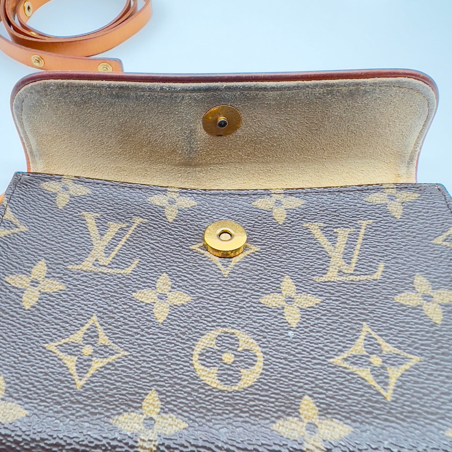 Preloved Louis Vuitton Monogram Pochette Florentine