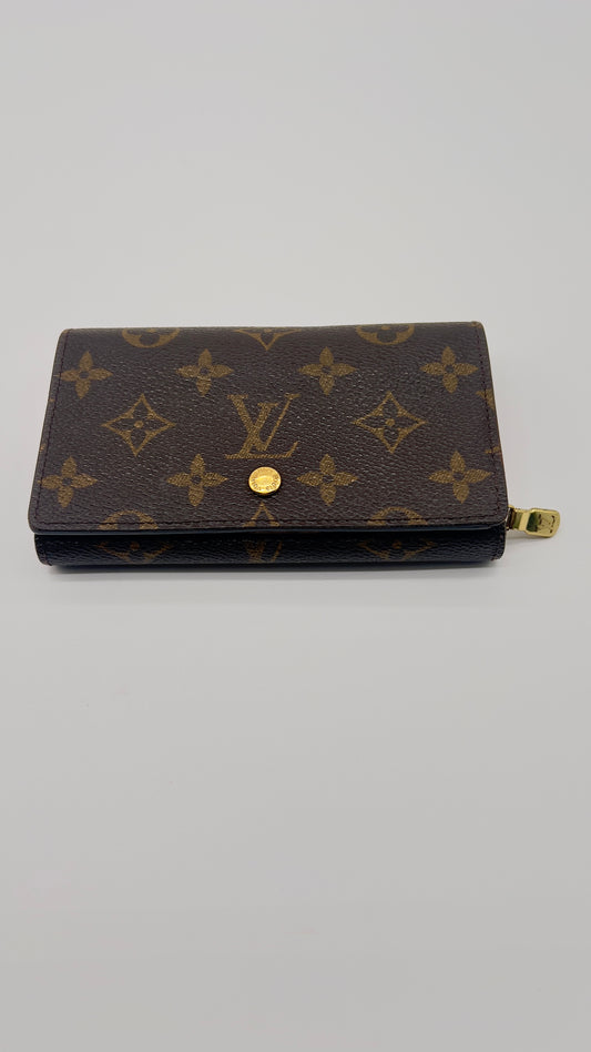 Authentic Pre-loved Louis Vuitton Monogram Tresor Wallet - Classic Bi-fold Leather