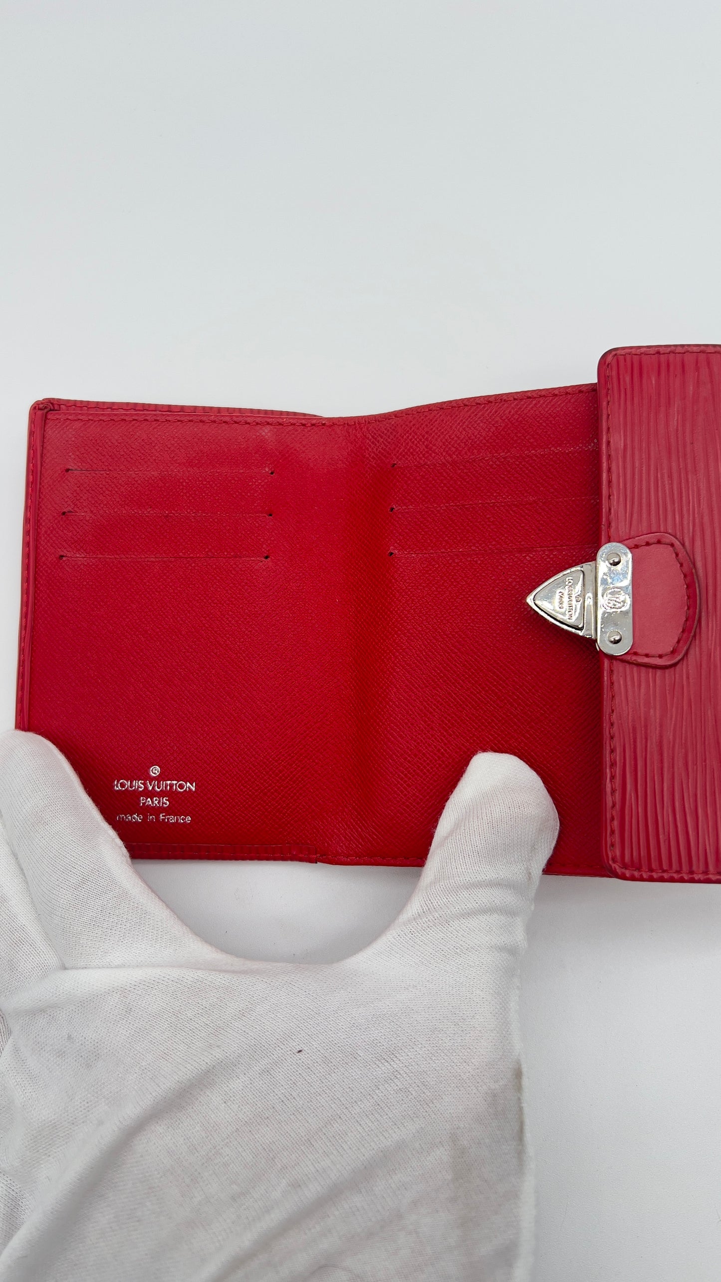 Luxurious Pre-Loved Louis Vuitton Epi Leather Koala Wallet in Radiant Red