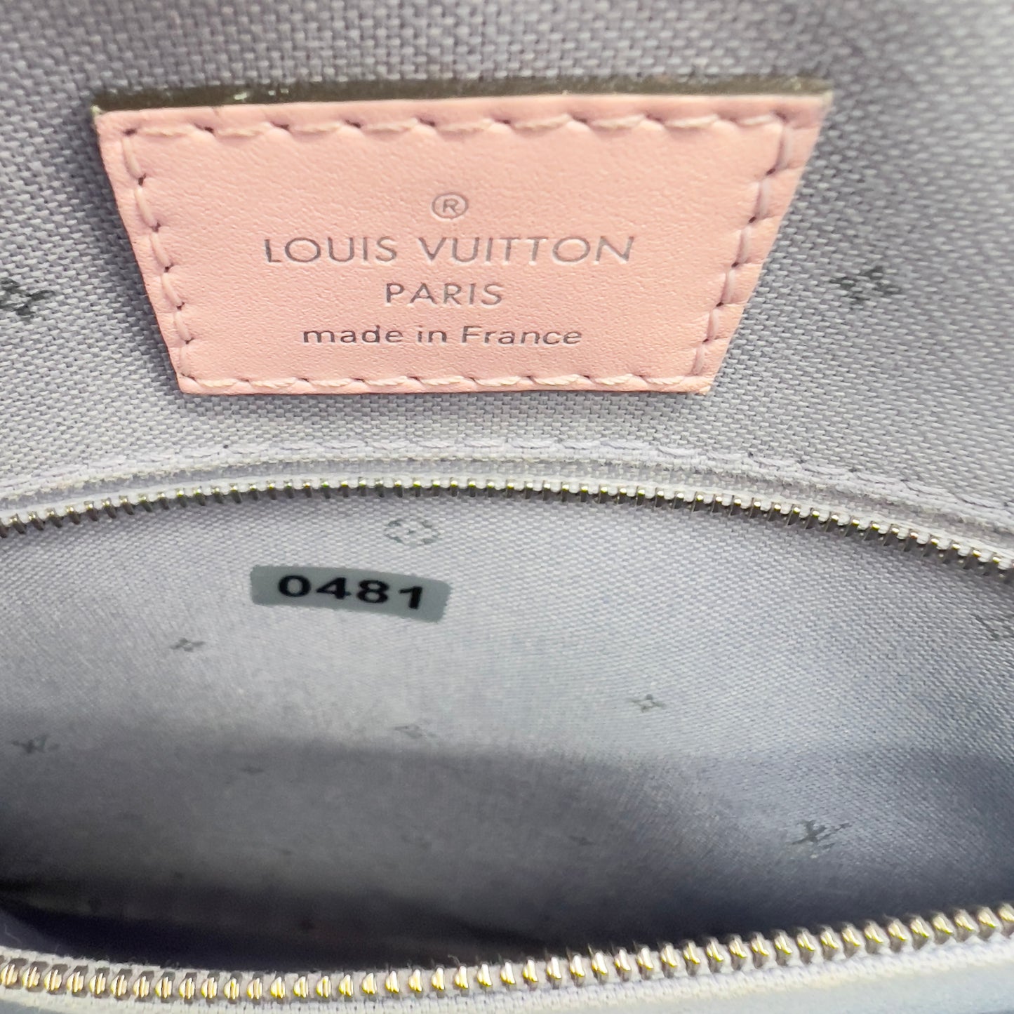 Pre-loved Louis Vuitton OnTheGo GM LV Escale Pastel Monogram Tote Bag