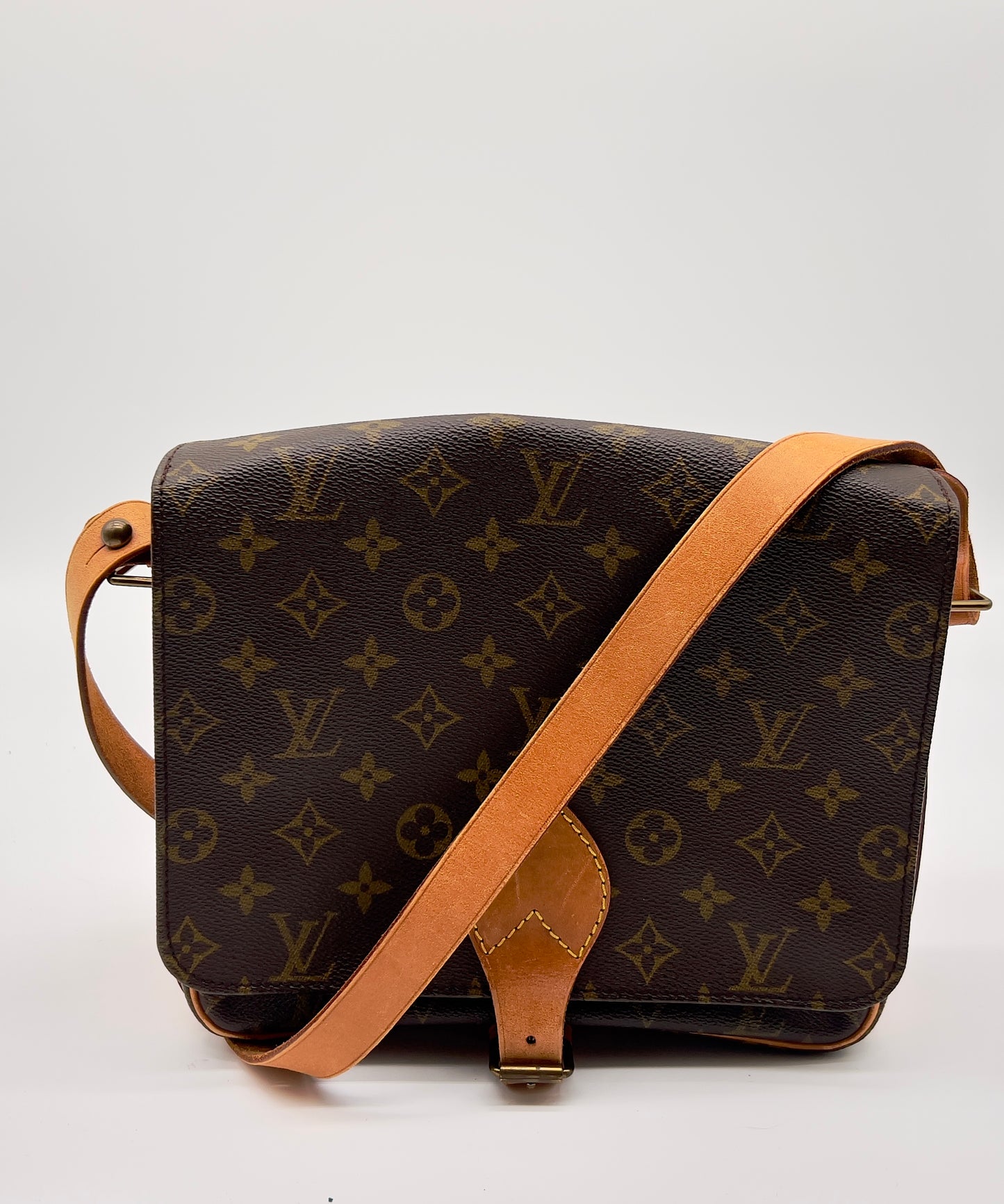 Preloved Louis Vuitton Monogram Cartouchiere GM