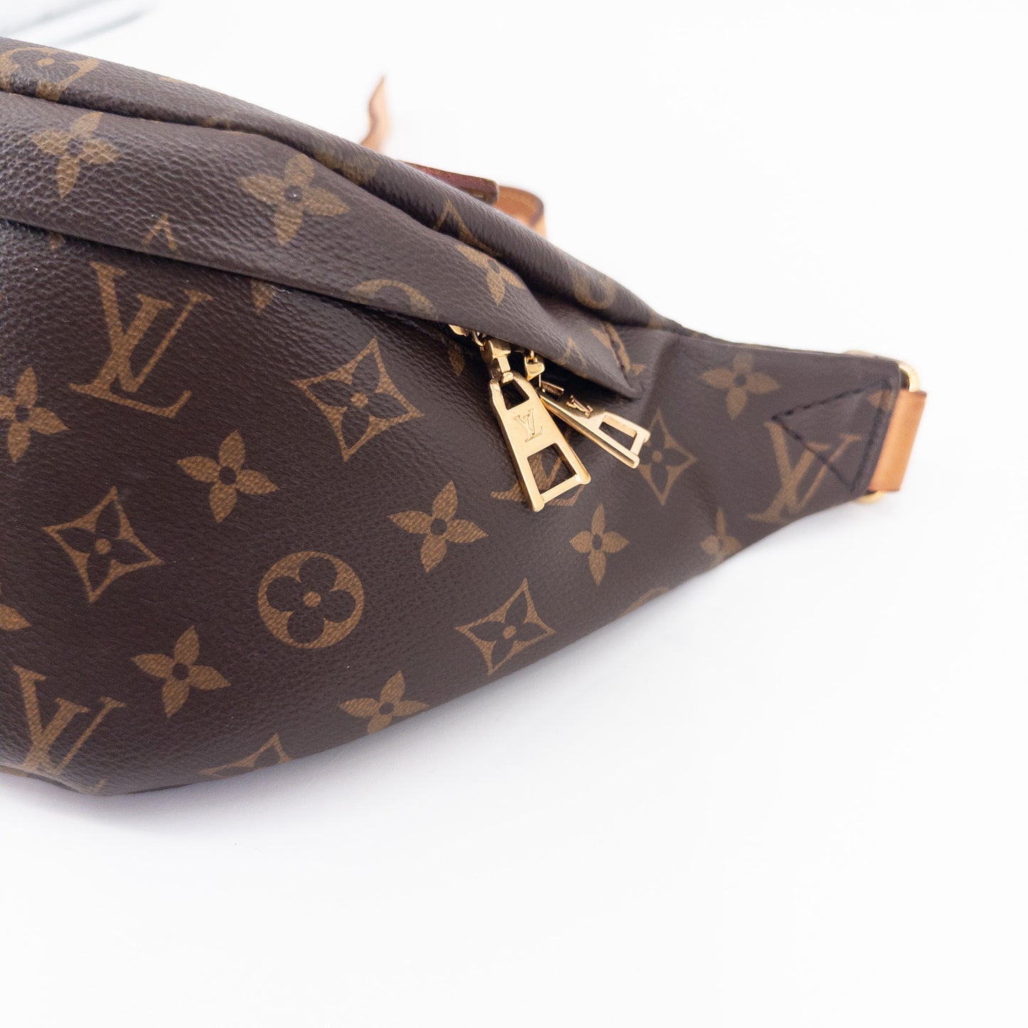 Louis Vuitton Bumbag Bumbag – Monogram Canvas, Vachetta Leather – Brown, Tan