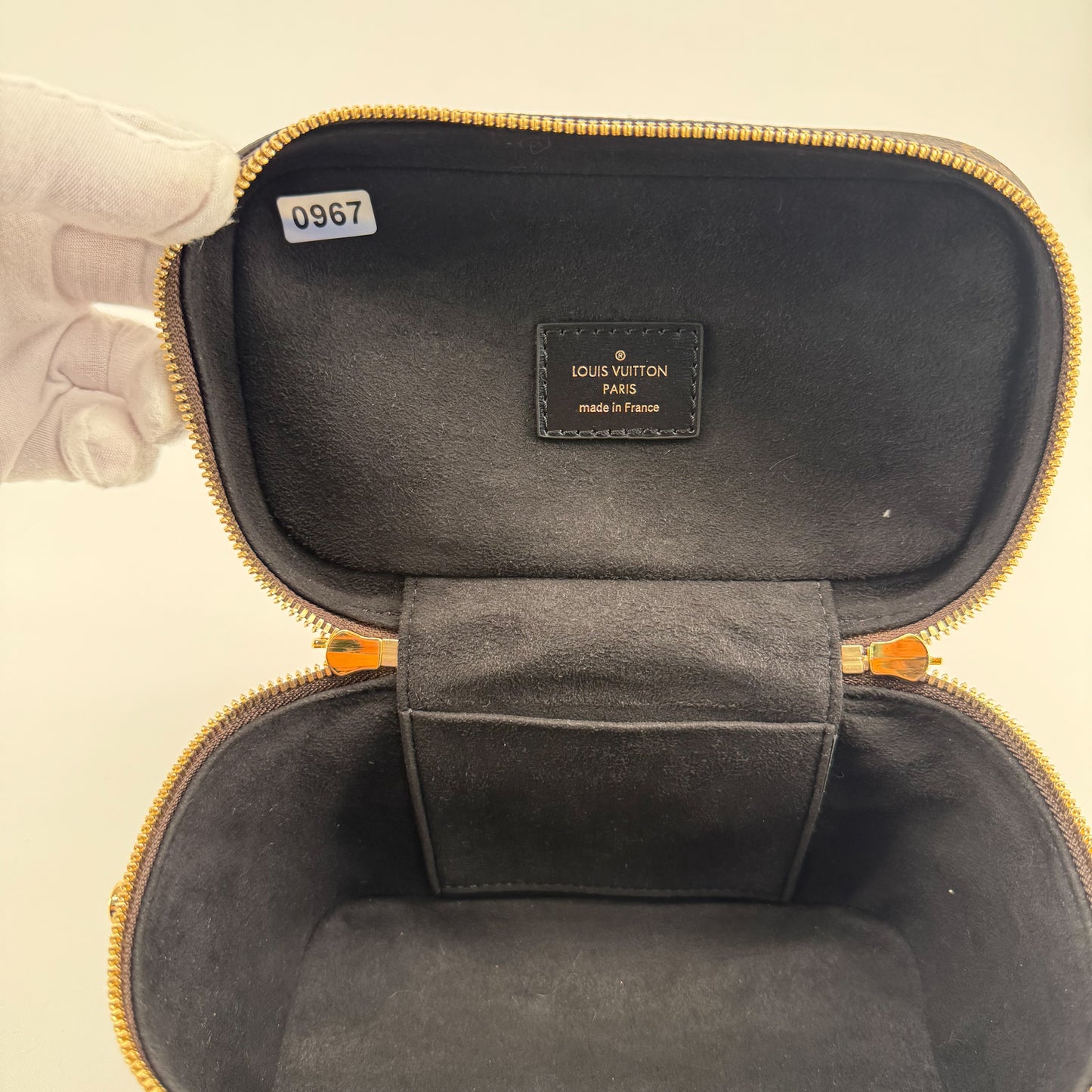 Louis Vuitton Vanity NV PM – Monogram Canvas – Gold Hardware