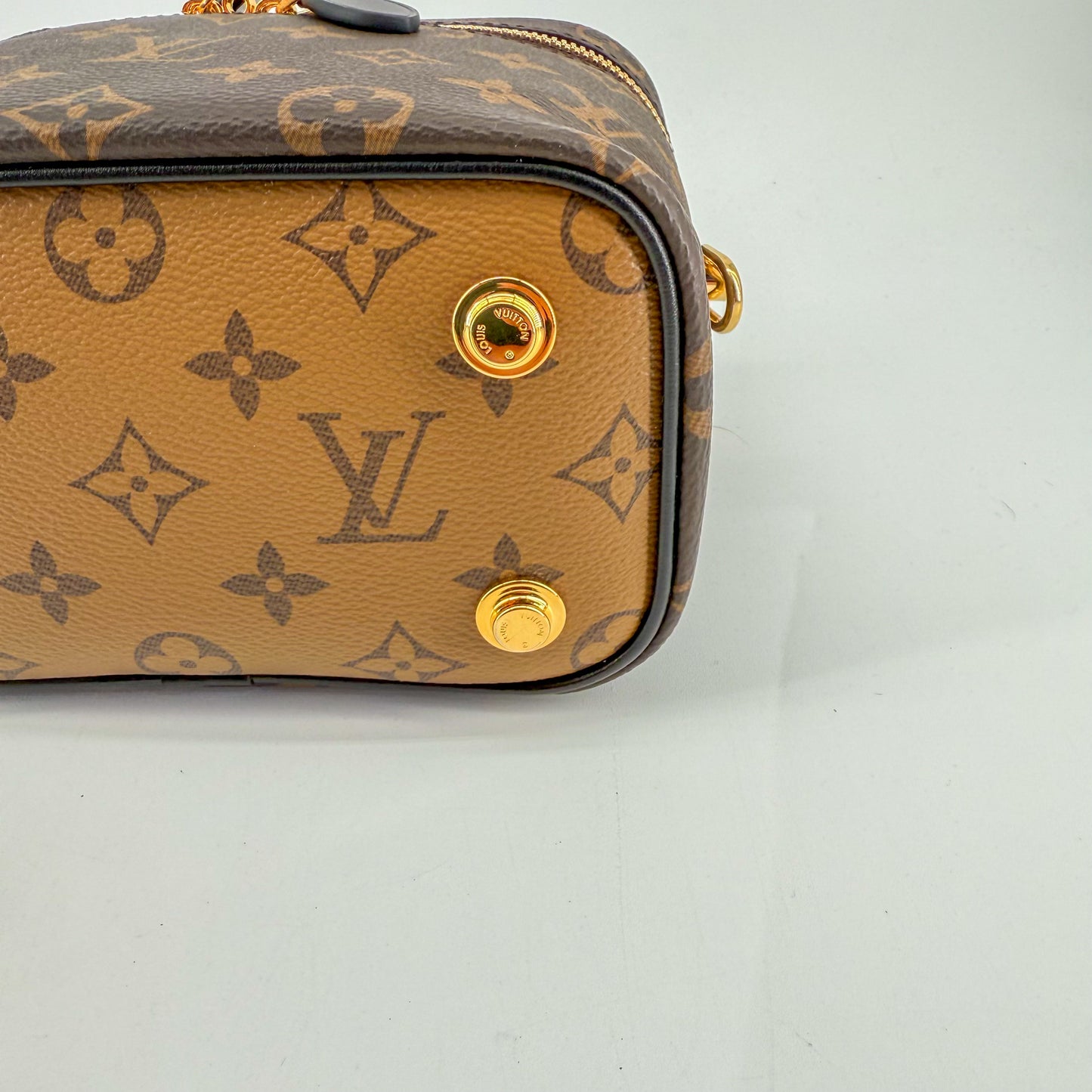 Louis Vuitton Vanity NV PM – Monogram Canvas – Gold Hardware