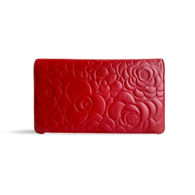 Pre Loved Chanel Camellia Red Leather Long Wallet - Exquisite Craftsmanship & Timeless Design