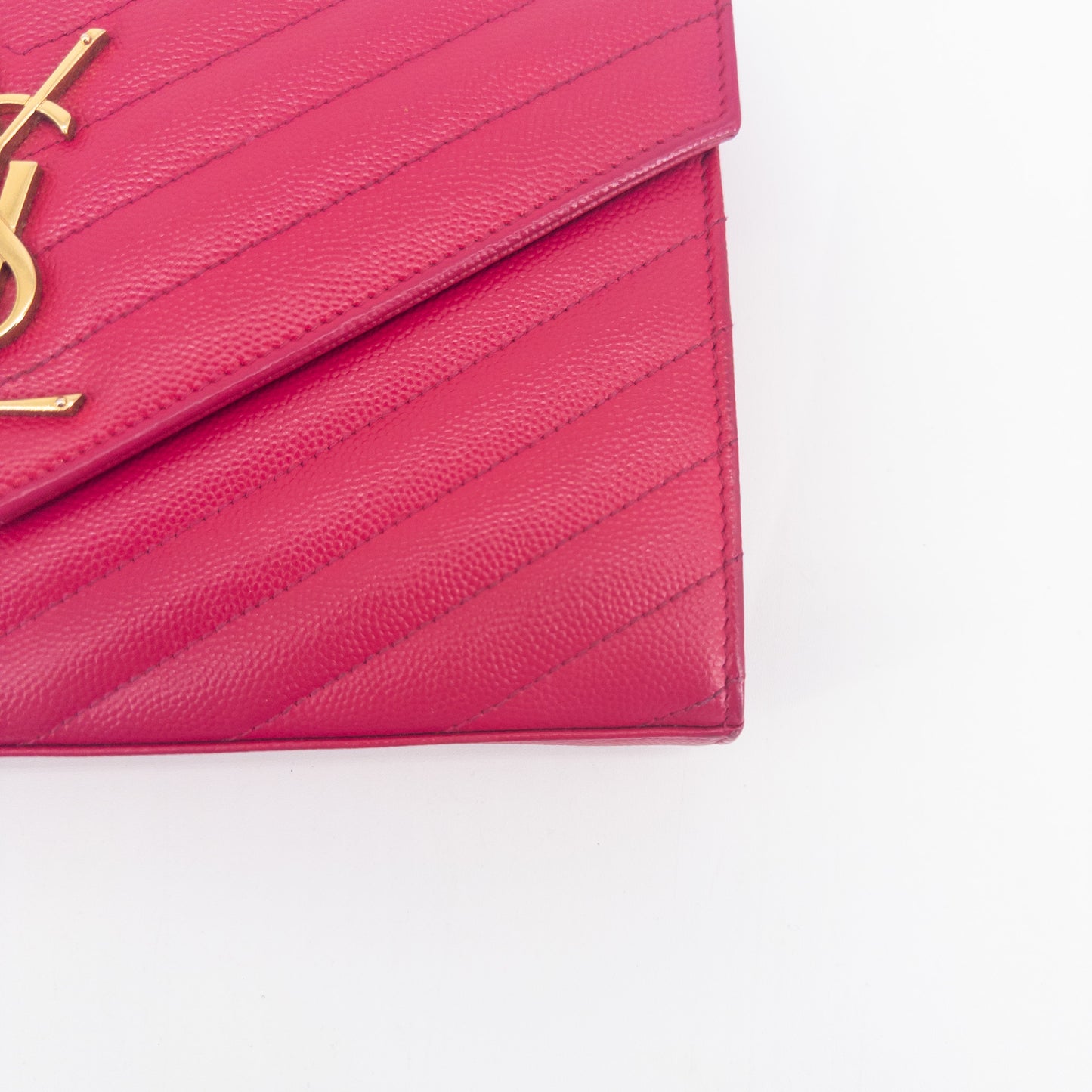 Saint Laurent Wallet on Chain – Grained Leather – Pink