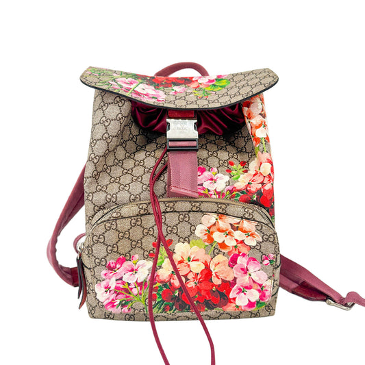 Gucci GG Supreme Blooms Small Backpack in Dry Rose - Entrupy Authenticated