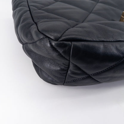 Chanel Chanel 19 Shoulder Bag – Quilted Leather – Black