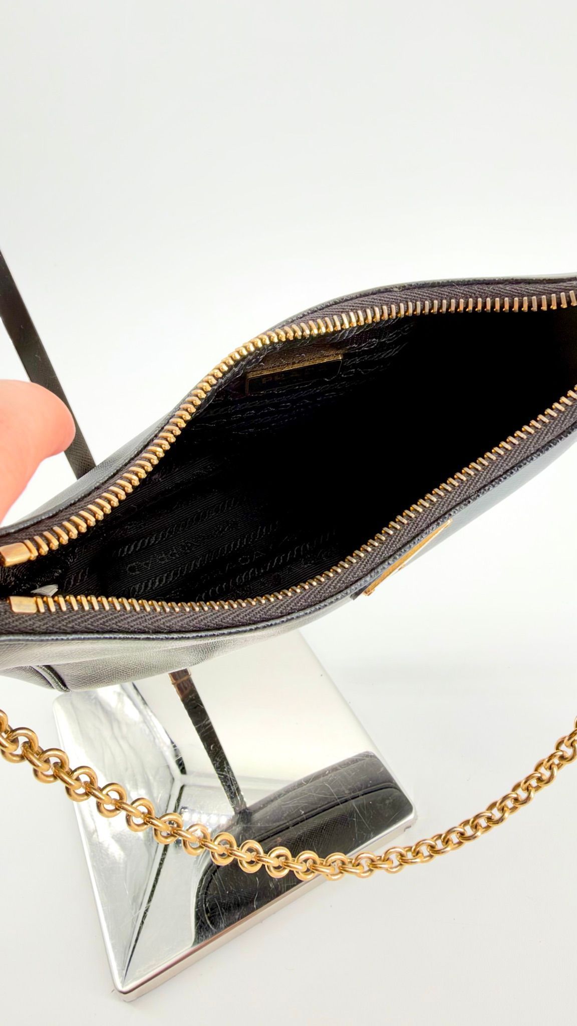 Prada Re-Edition 2005 – Saffiano Leather - photo 9
