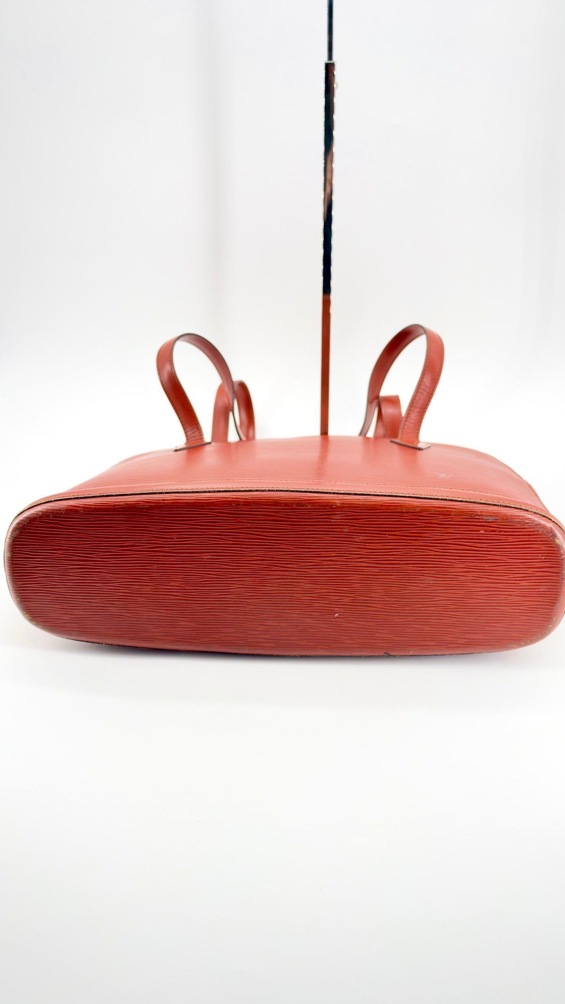 Louis Vuitton Lussac Bag – Epi Leather - photo 9